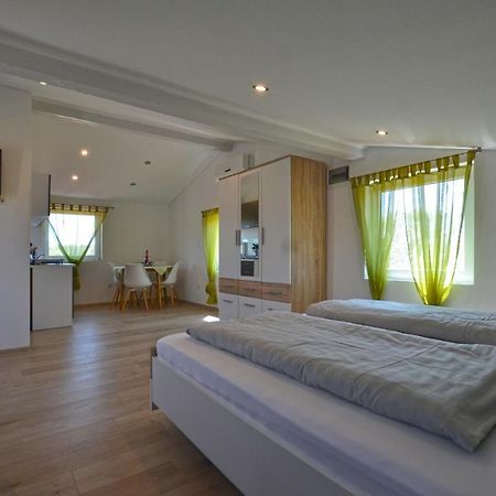 Bavica Apartments 로비니 외부 사진